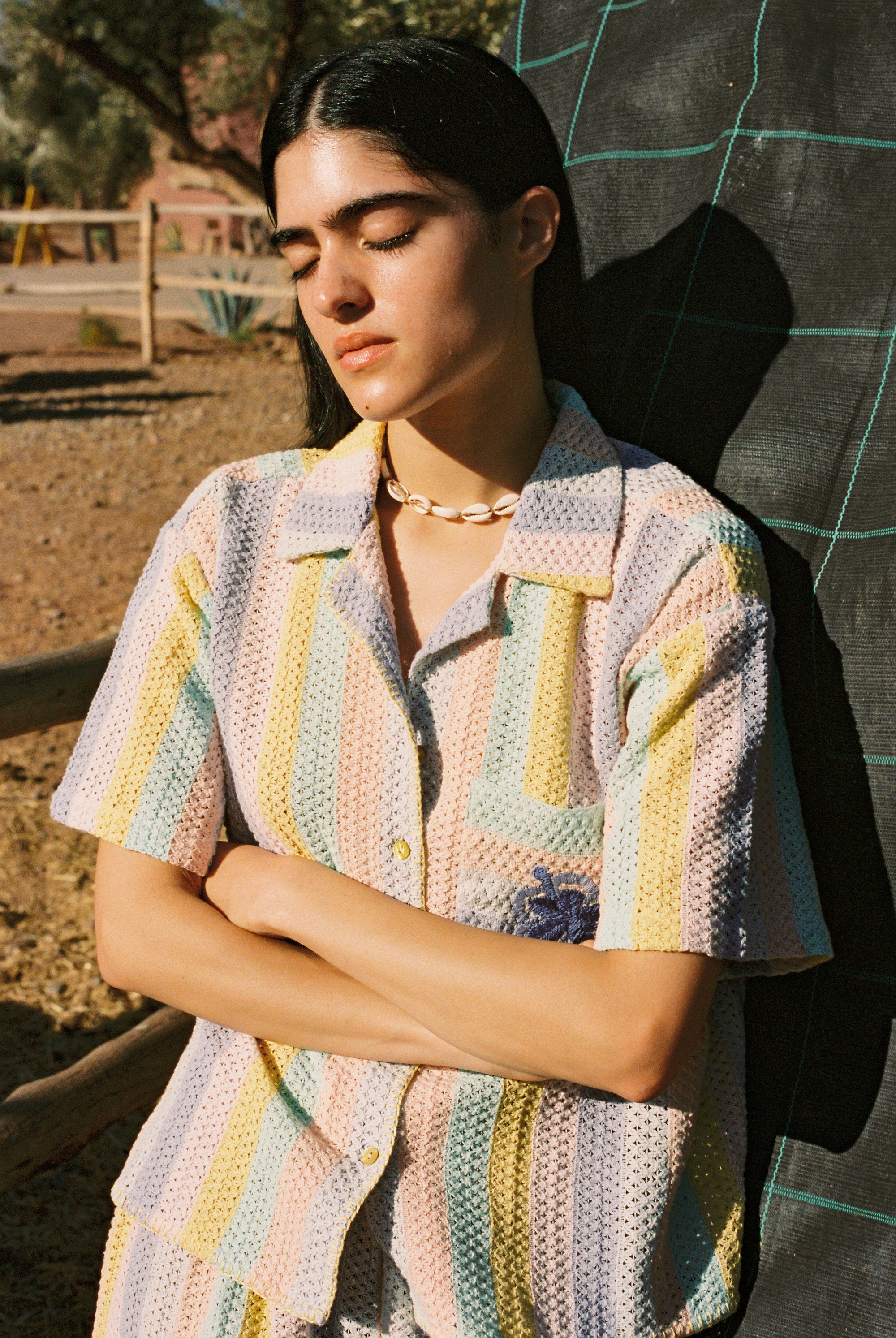 Chemise pastel en crochet