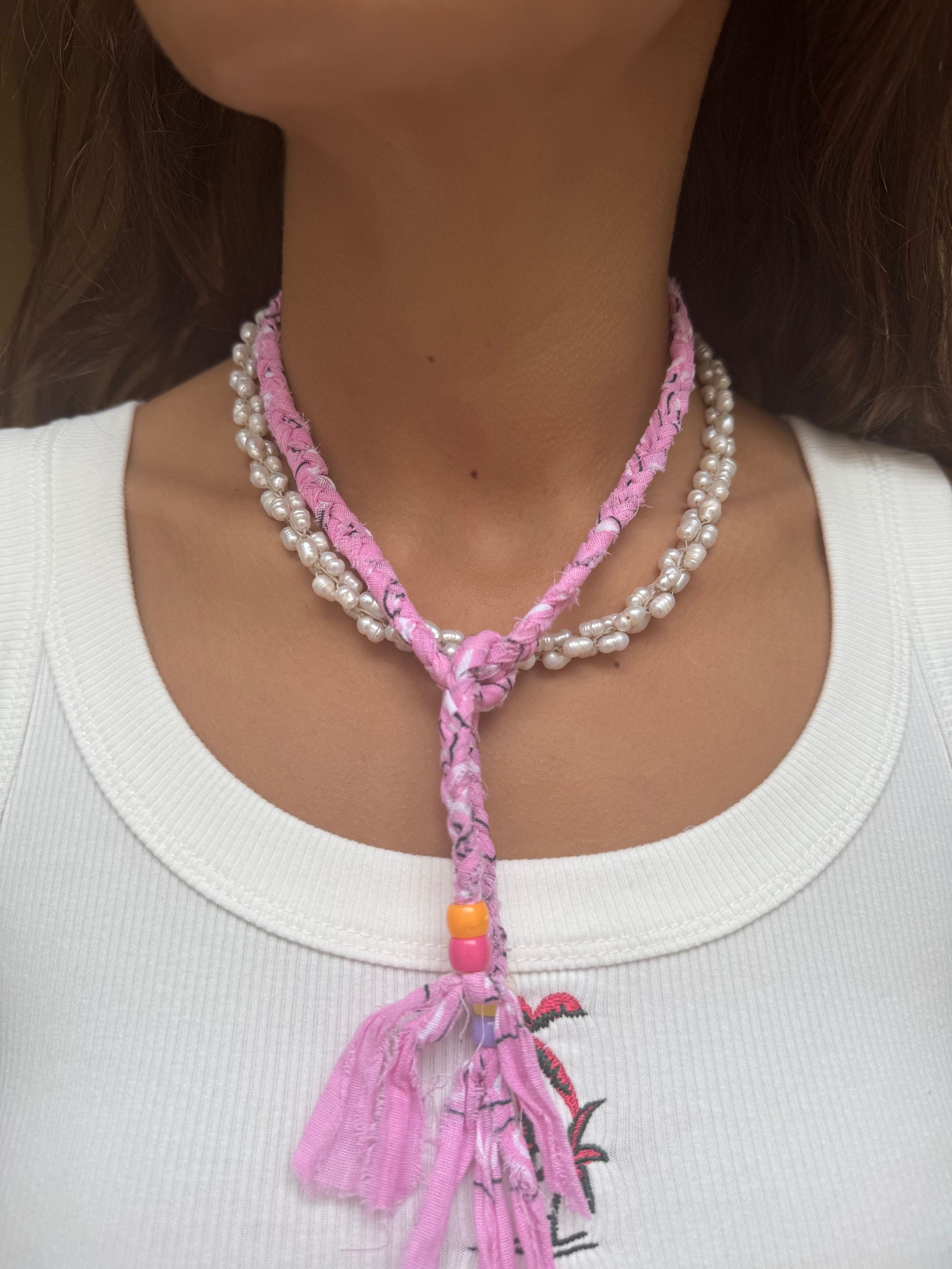 Collier baby pink