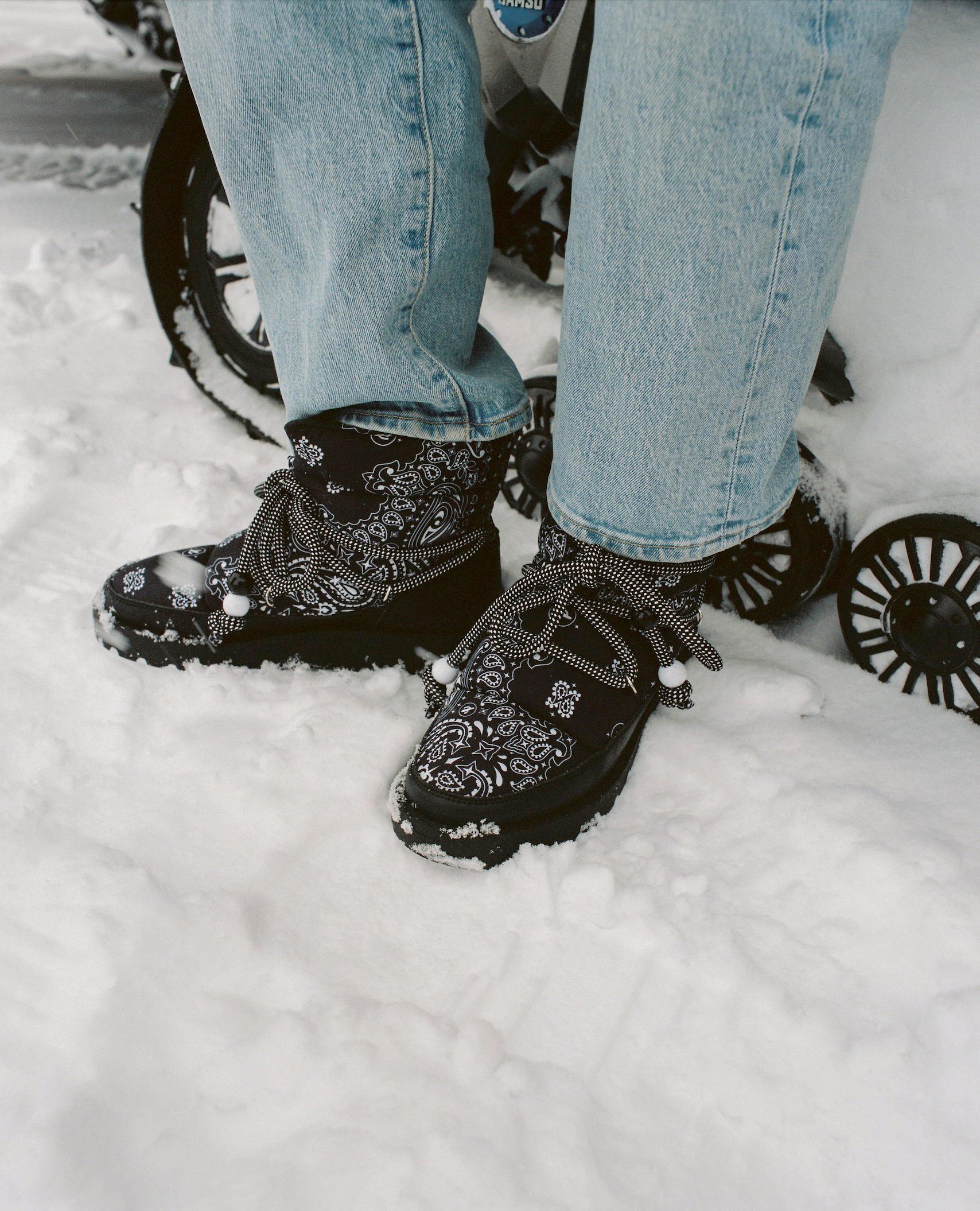 Bottes de neige noires