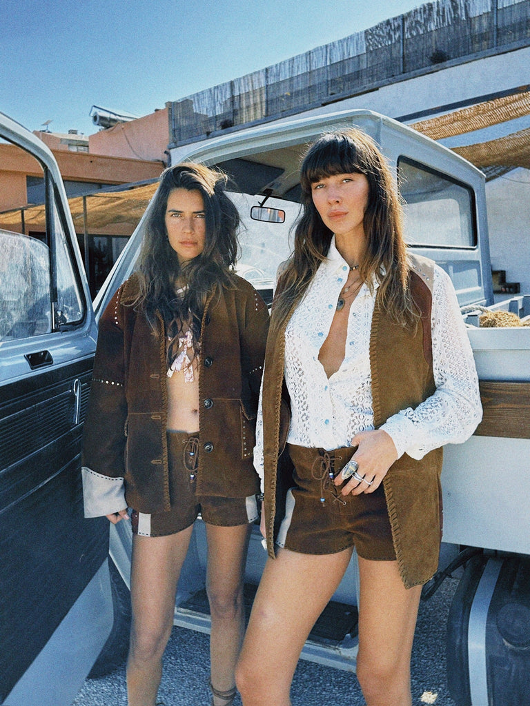 Arizona Love x Estelle Pigault x Chiara Totire