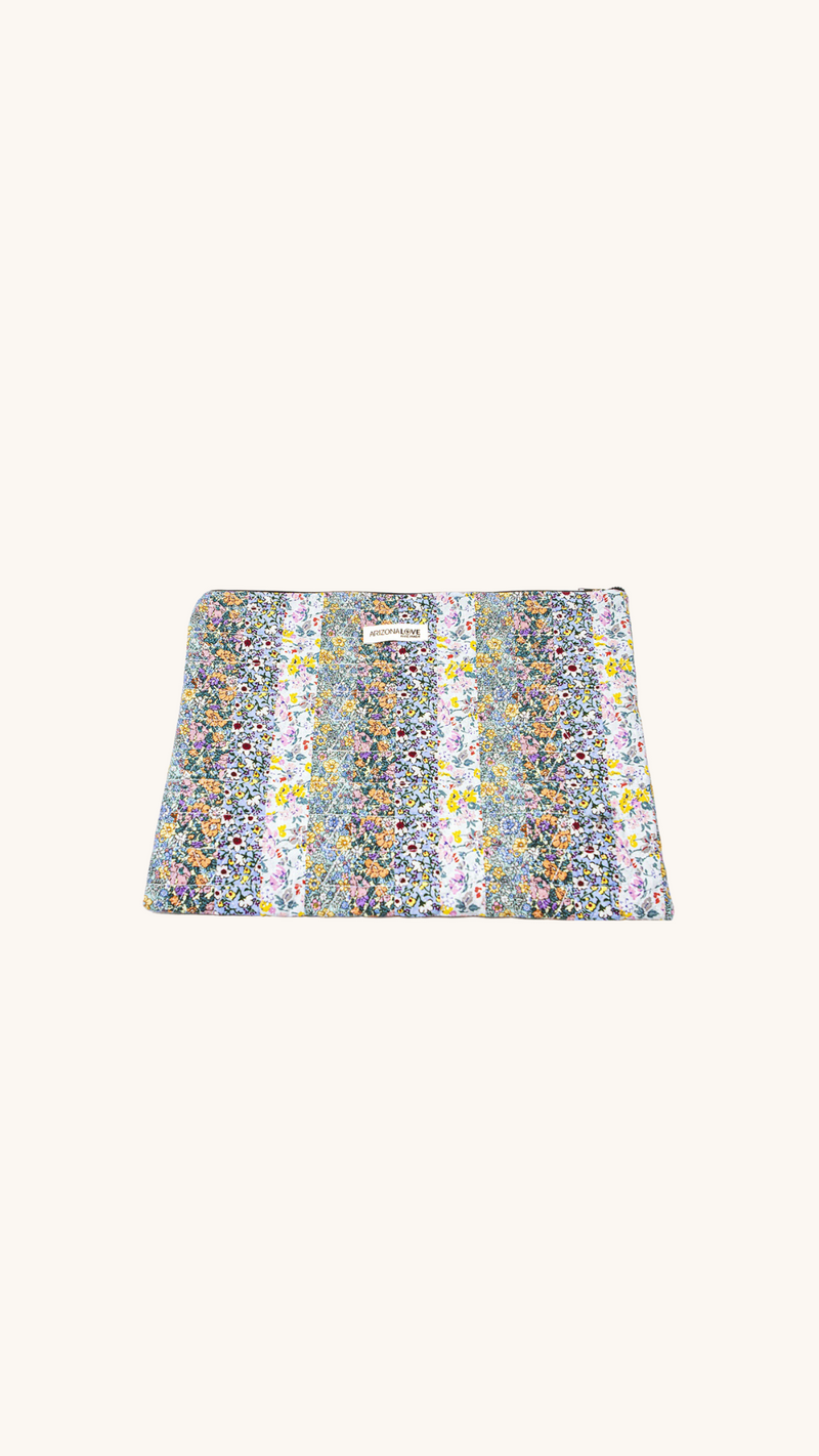Flower quilt pouch