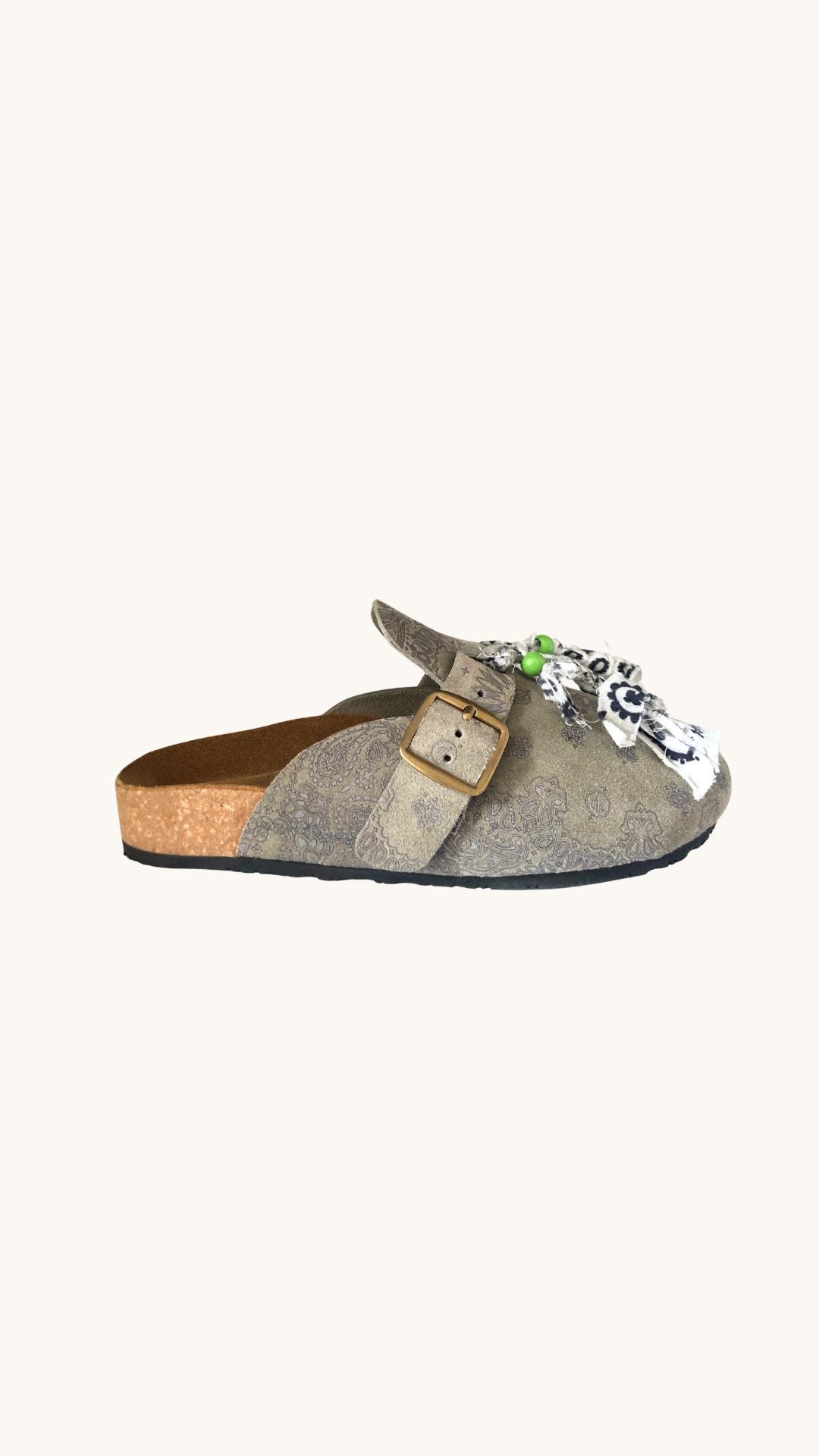 New virgin clog sand