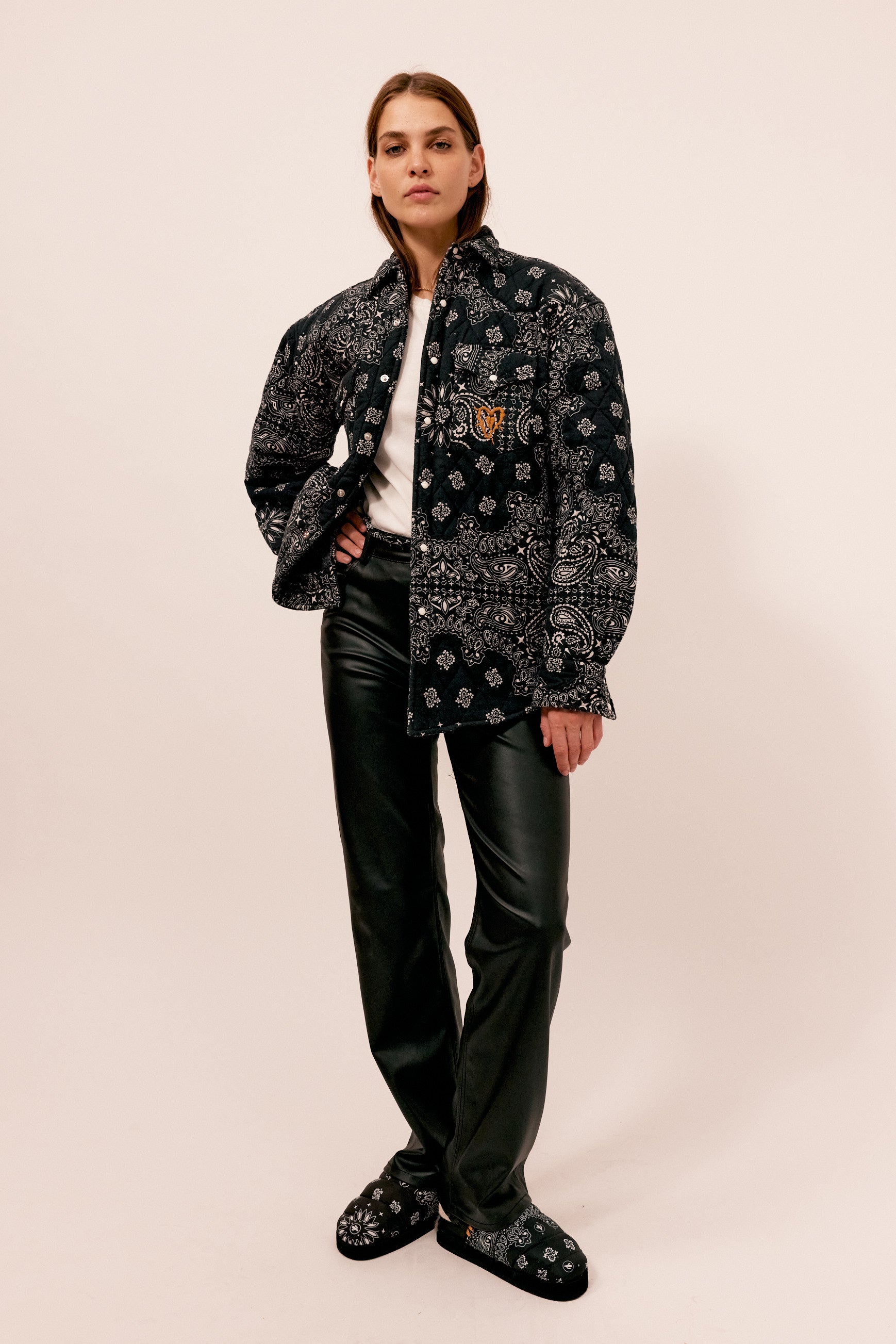 Veste chemise matelassée Bandana noir (WH)