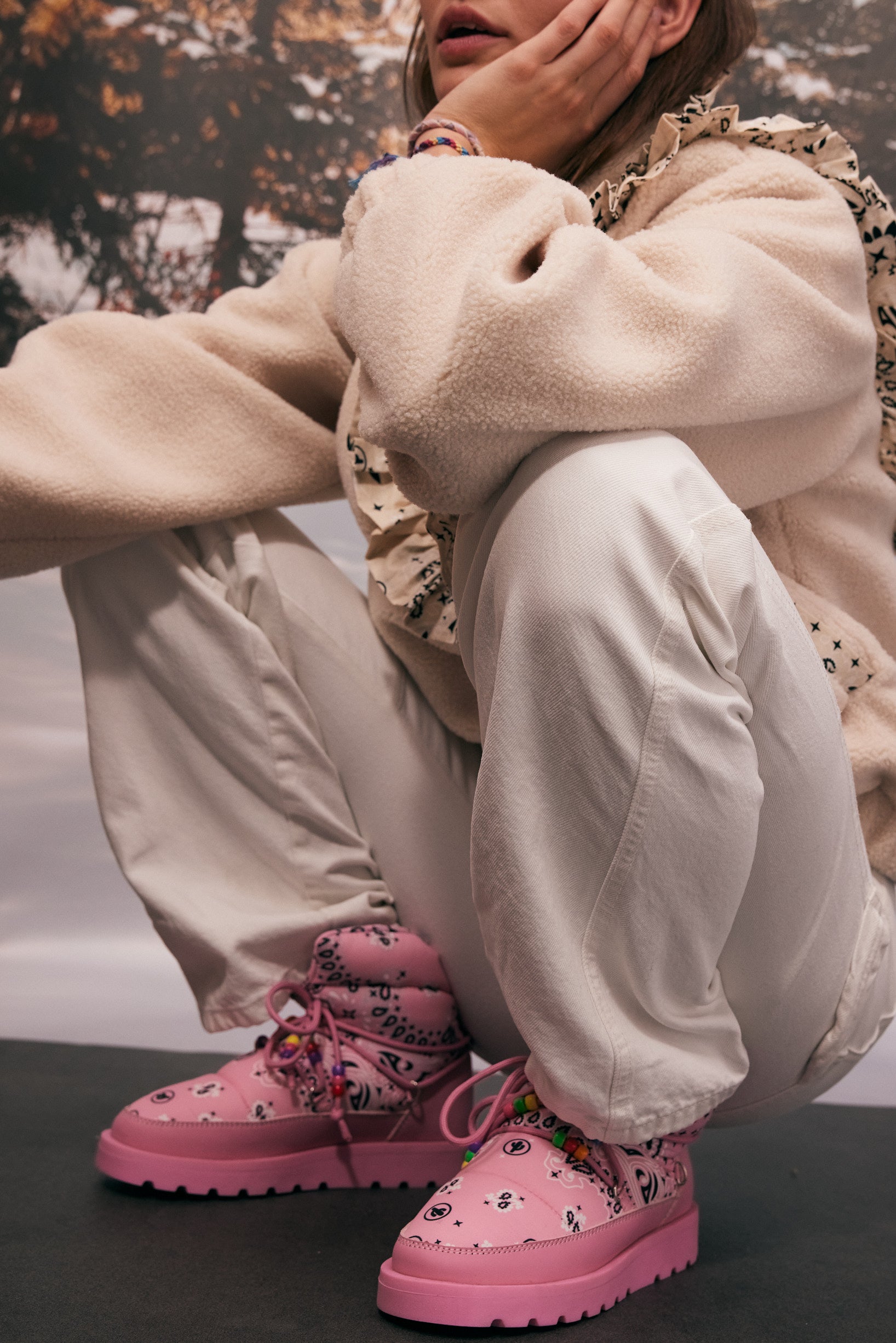 Snow boots pink