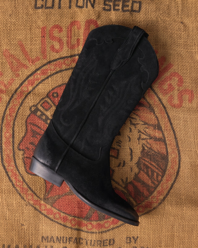 Bowie Black
