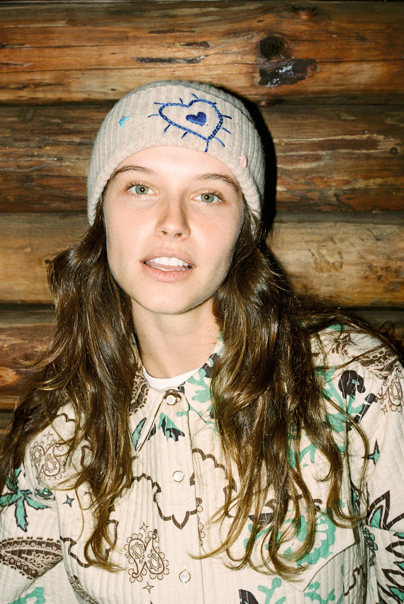 Knited hat beige