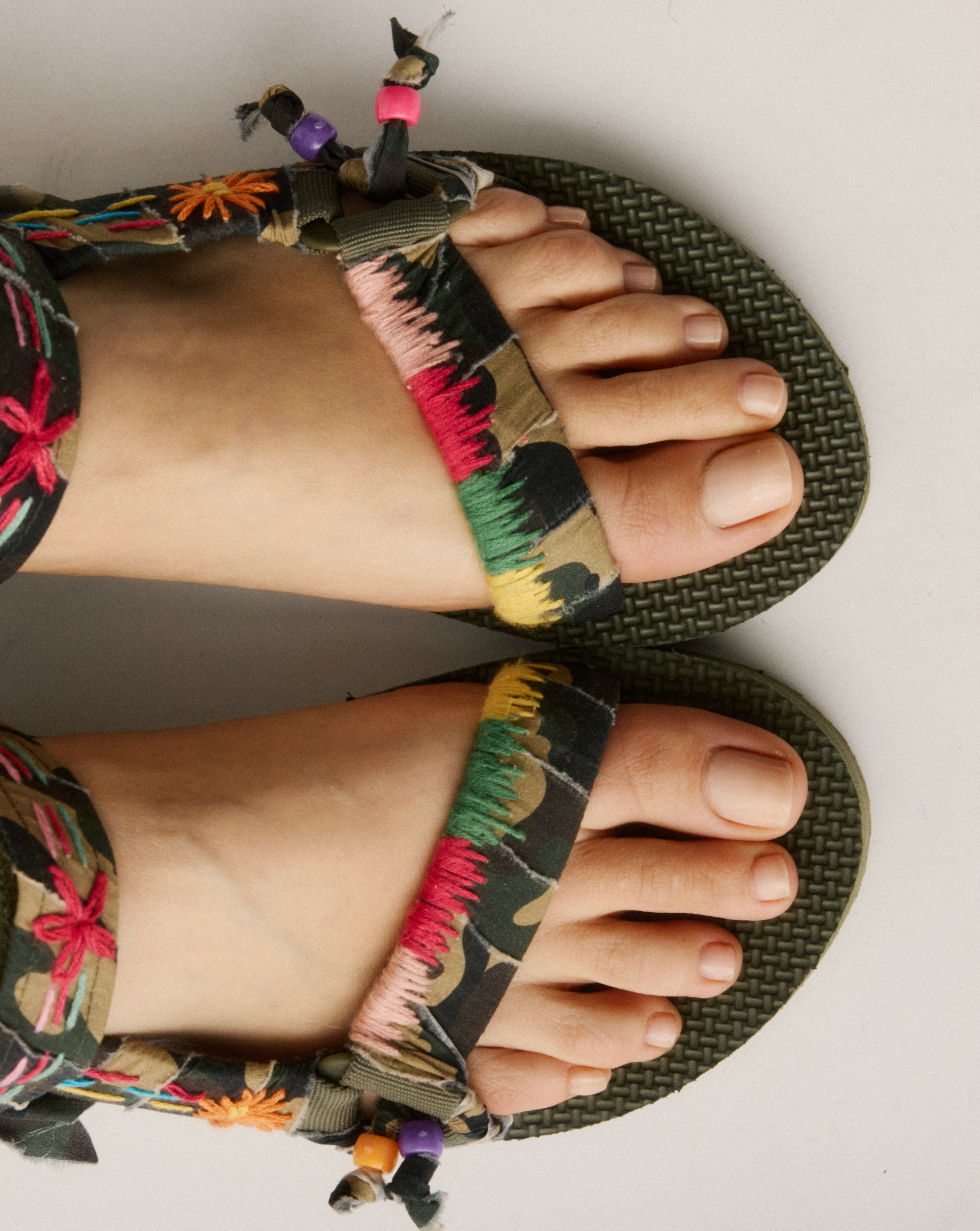 Trekky camo embroidered