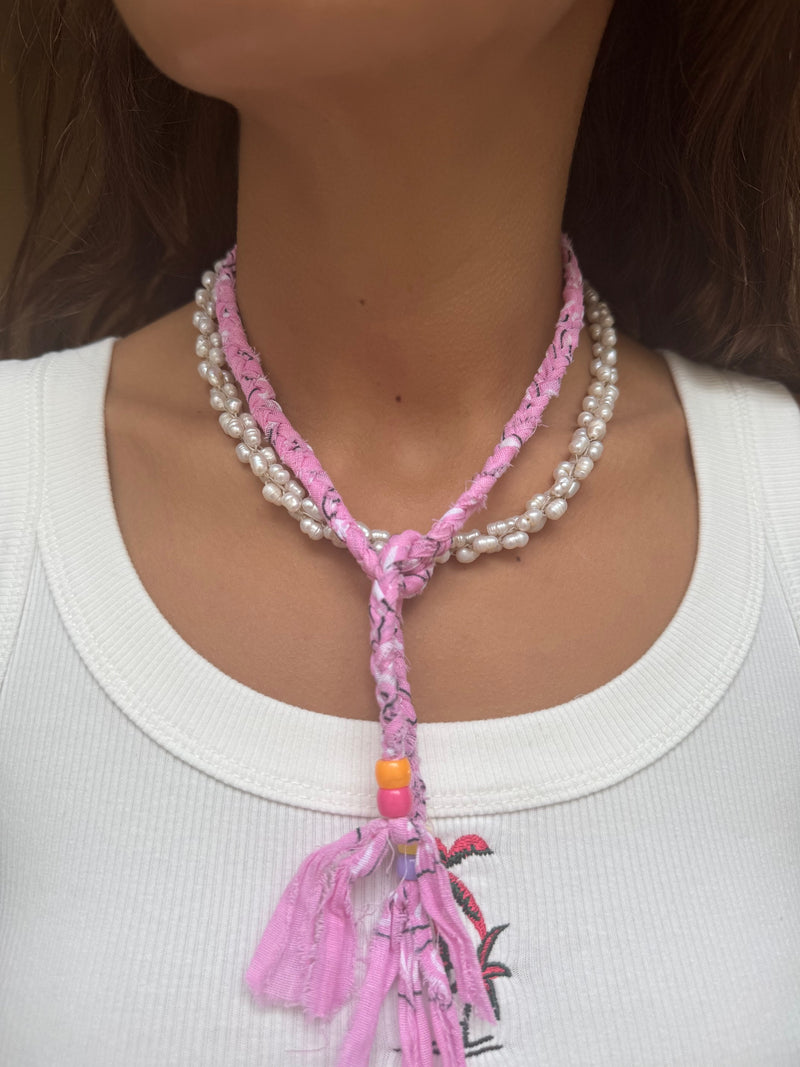 Collier baby pink