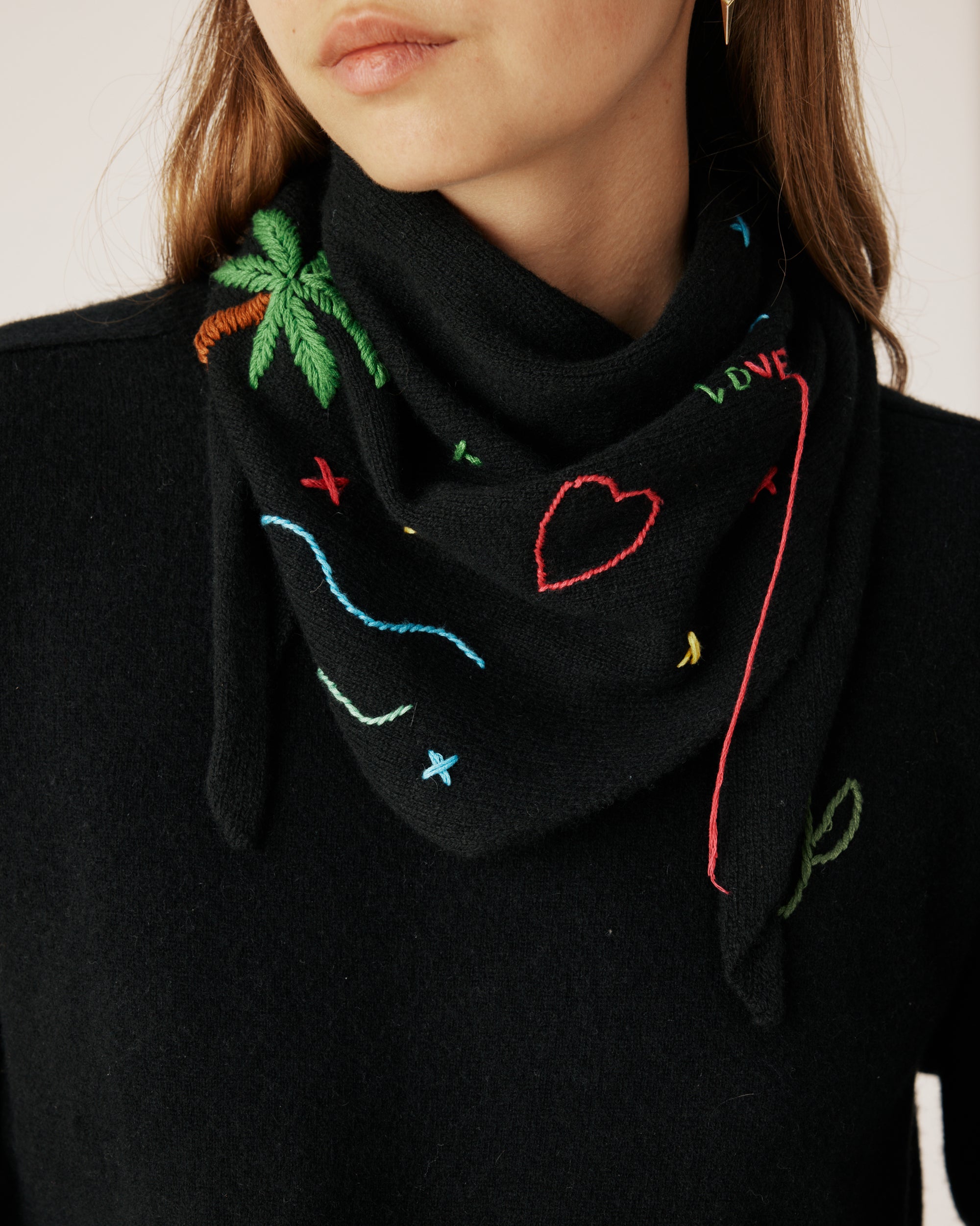 Palm black scarf