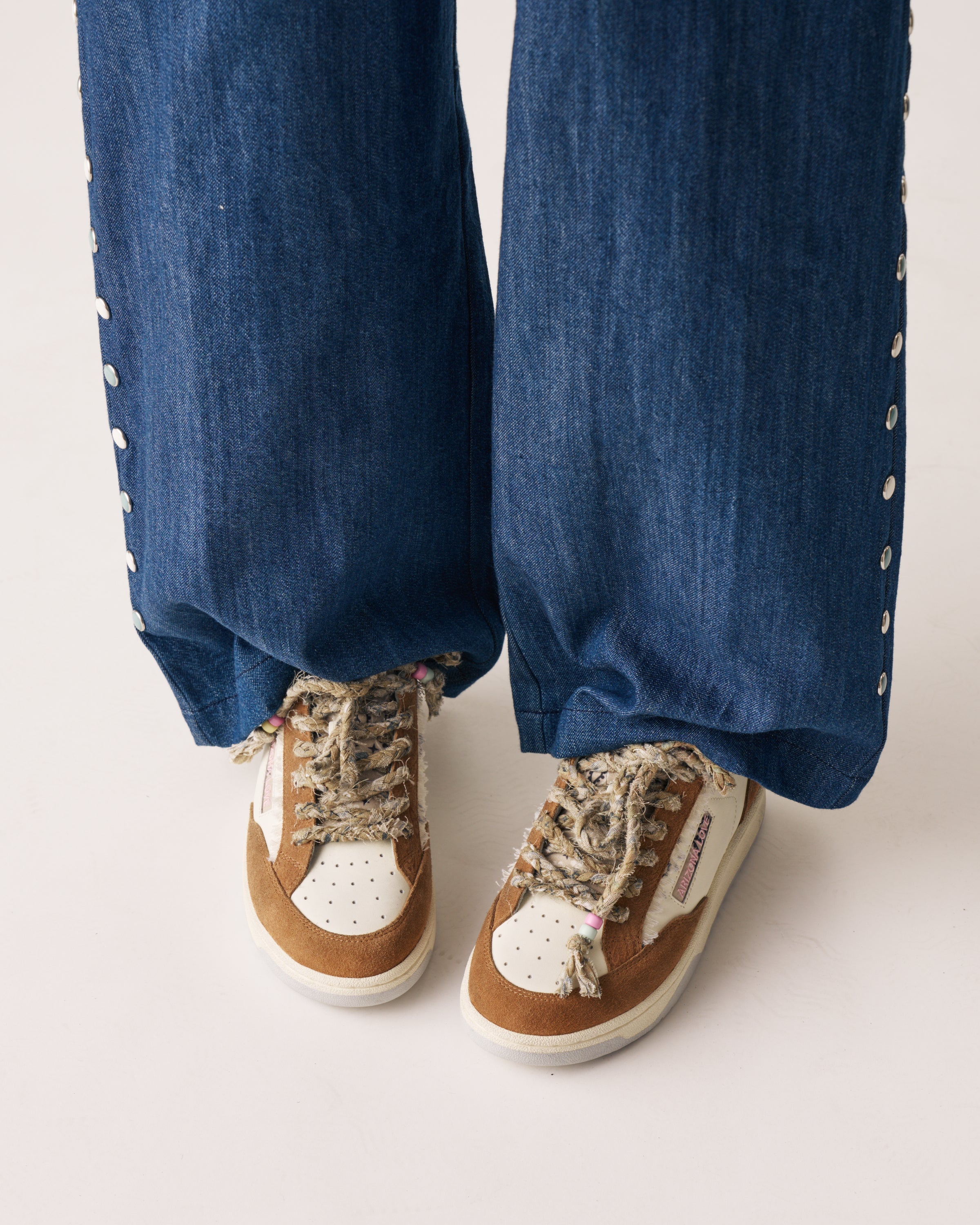 Sneakers – Arizona Love