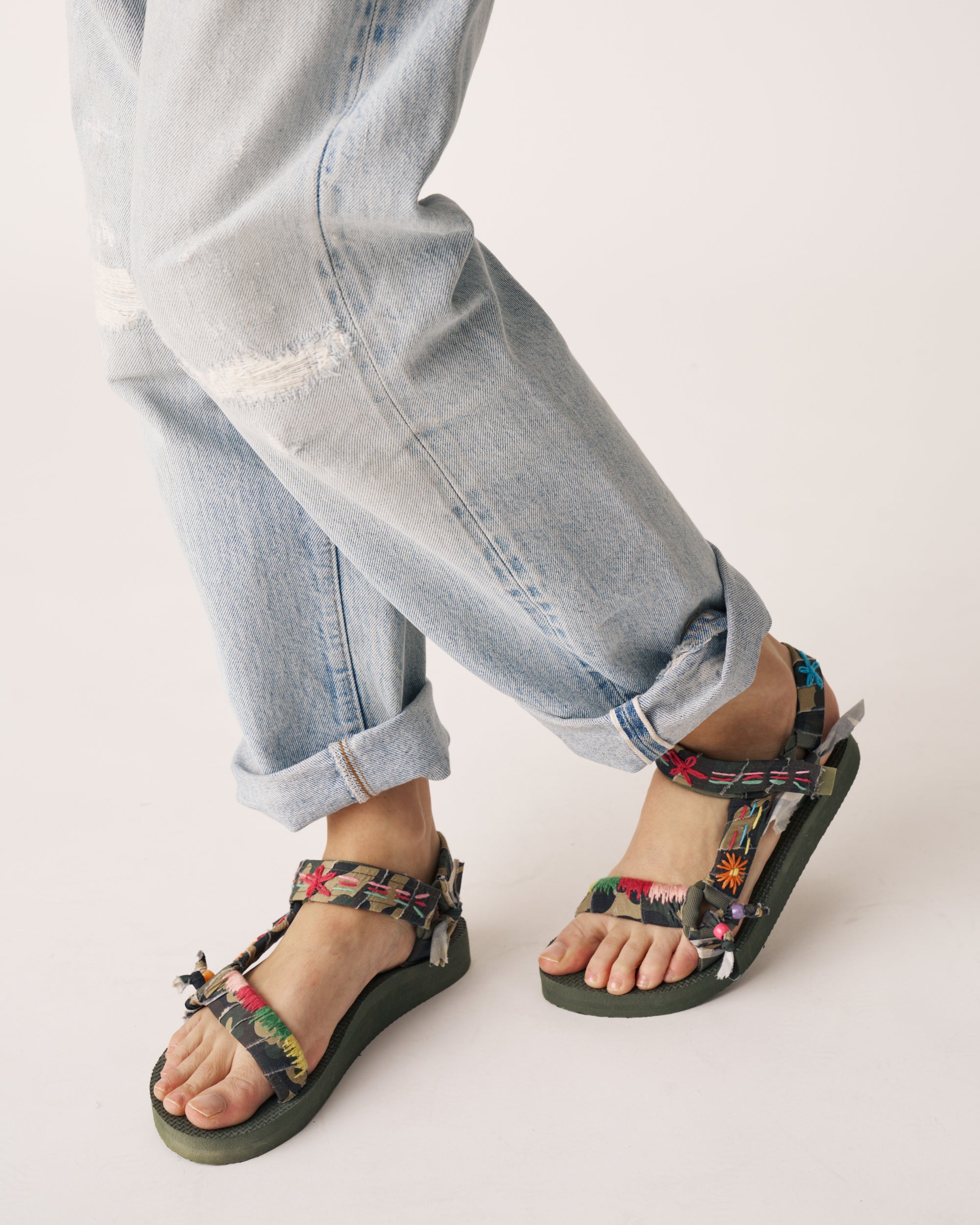 Trekky camo embroidered