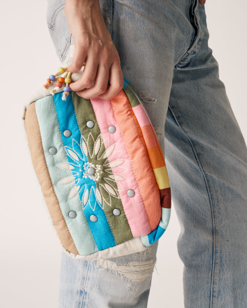 Adele Pouch