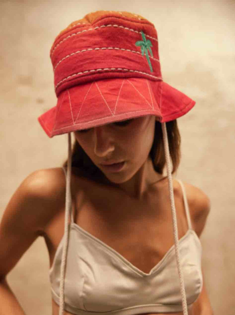 Chapeau Palm Tree Shade