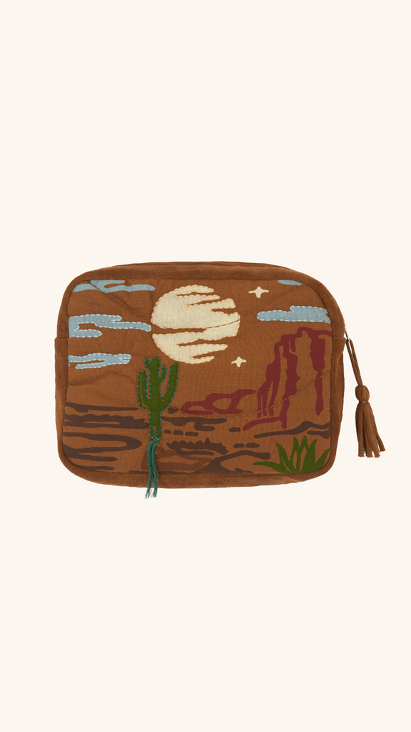 LANDSCAPE POUCH